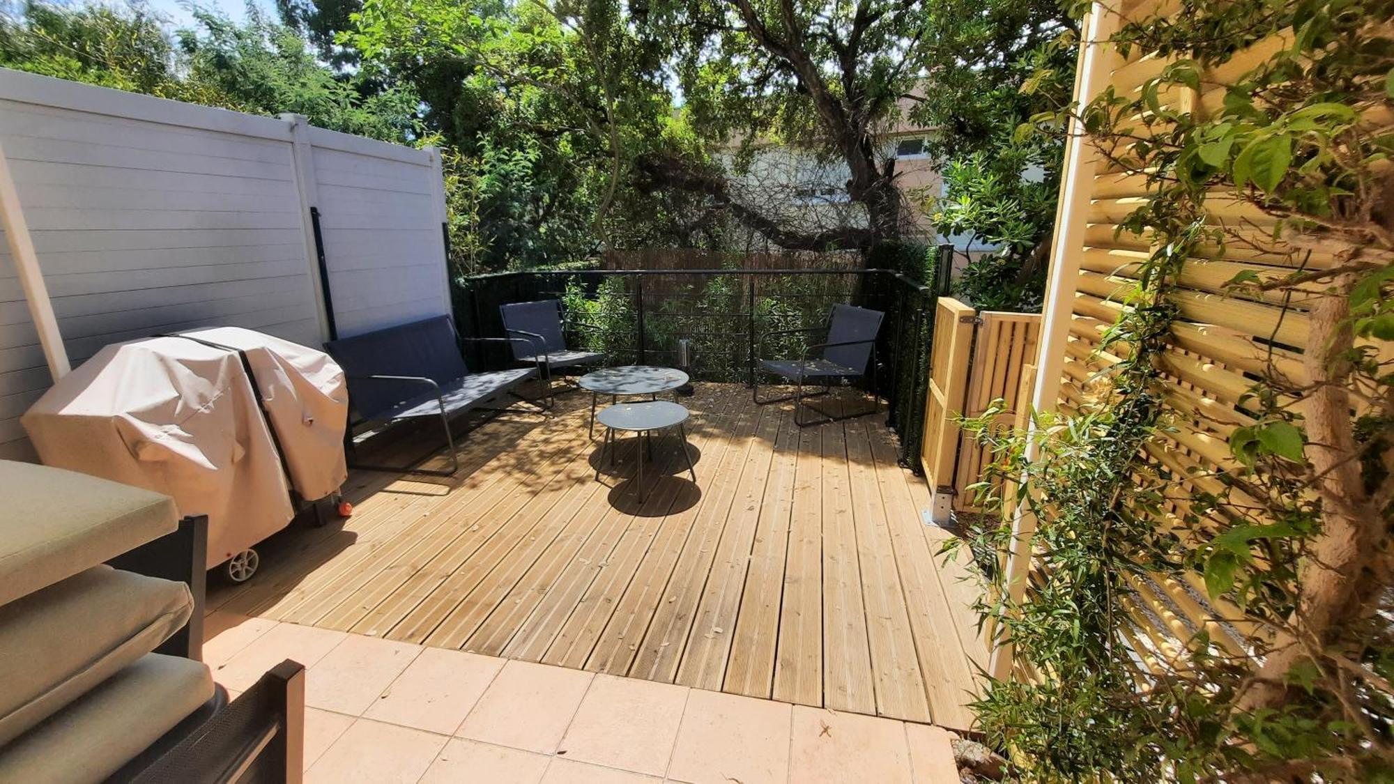 Studio Climatise Lantanas 4 Personnes Le Lavandou Exterior photo