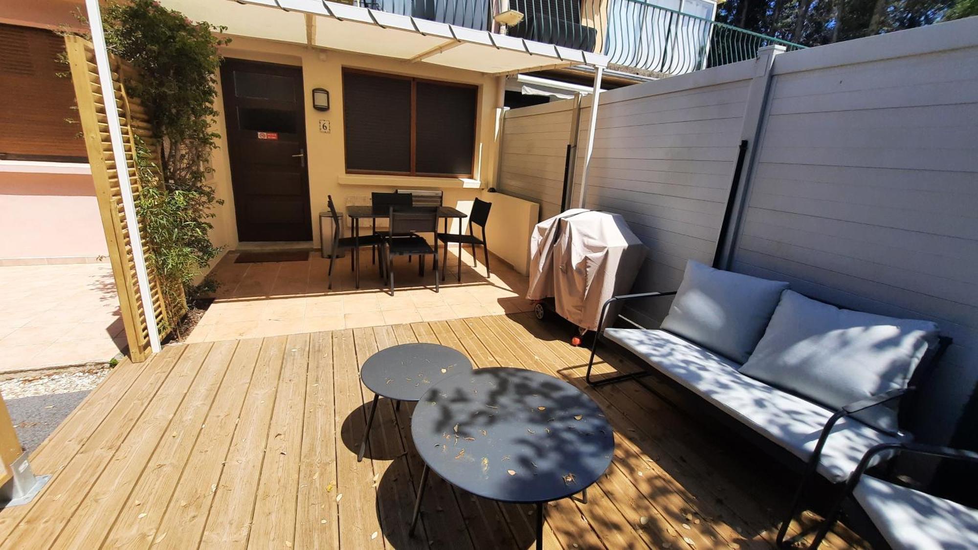 Studio Climatise Lantanas 4 Personnes Le Lavandou Exterior photo